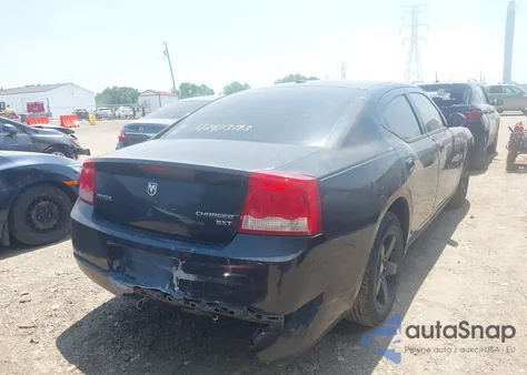 2010 Dodge Charger Sxt z USA, uszkodzony, nr VIN 2B3CA3CV4AH222686
